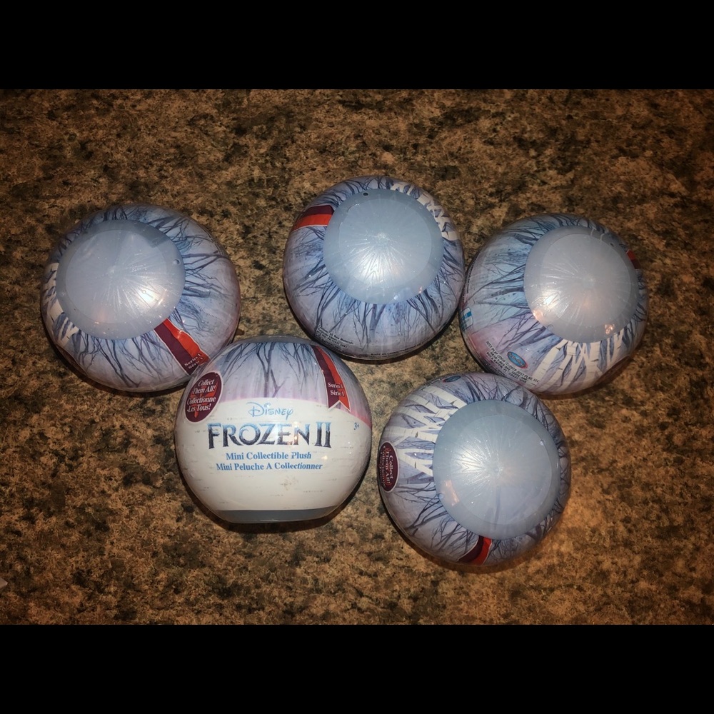 Frozen II mini collectible plush